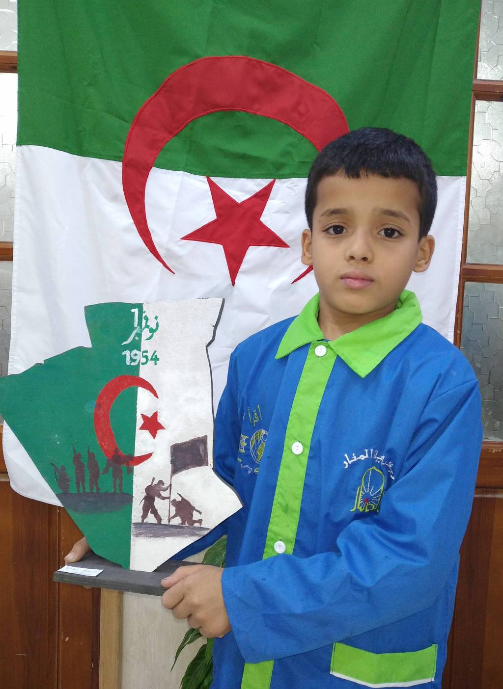 أشكال إبداعية عن الثورة 5